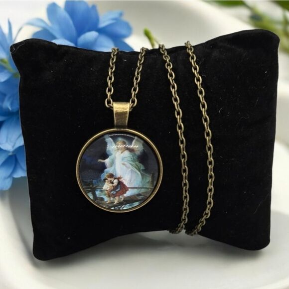 Guardian Angel Famous Painting Round Glass Cabochon Pendant Nostalgic Necklace - Picture 2 of 5